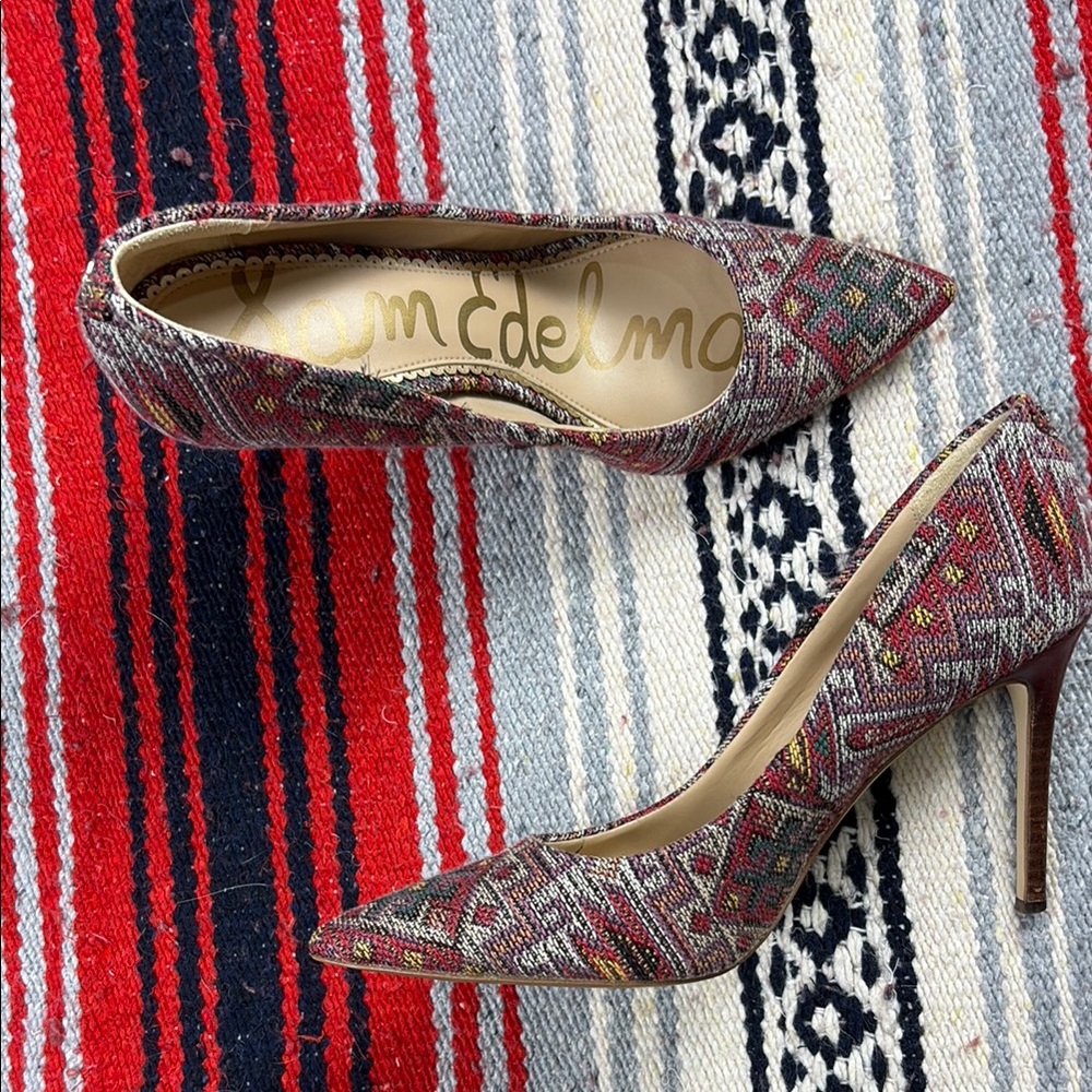 Sam Edelman Colorful Geometric Embroidered Heels Shoes Size 8.5